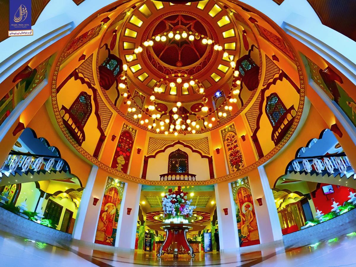 Mughal Mahal Hotel Gujranwala Buitenkant foto